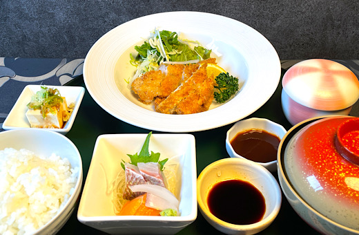 一志SPポークの豚カツ&お造りセット